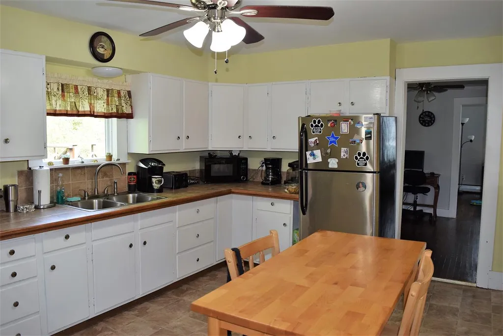 7 Water Street Lancaster NH 03584