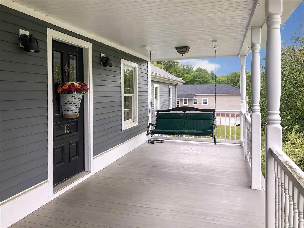 12 Grandview Road Bow NH 03304