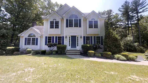 19 Timberlane Road Plaistow NH 03865