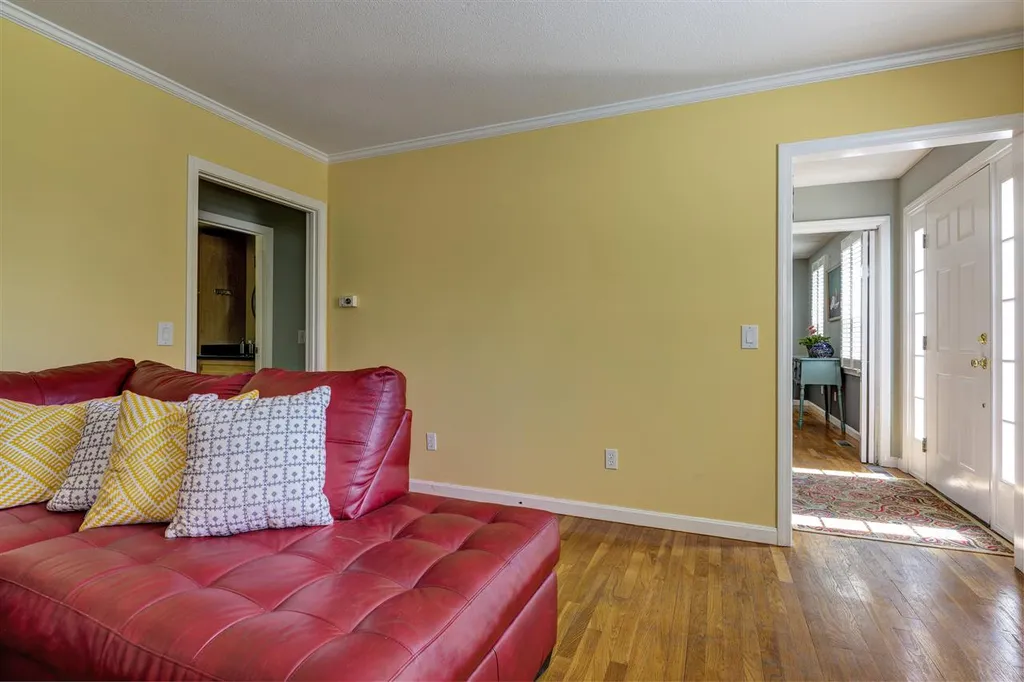 742 Seamans Road New London NH 03257