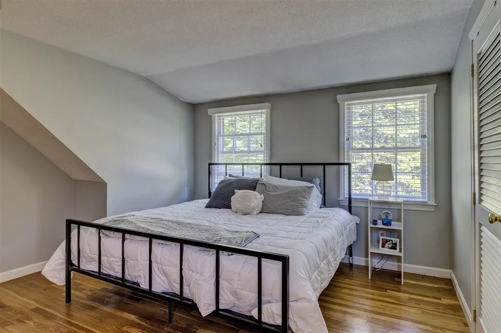 742 Seamans Road New London NH 03257