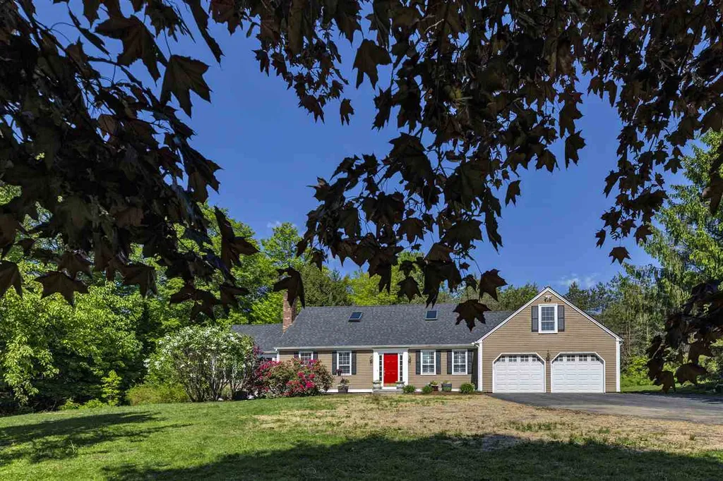 742 Seamans Road New London NH 03257