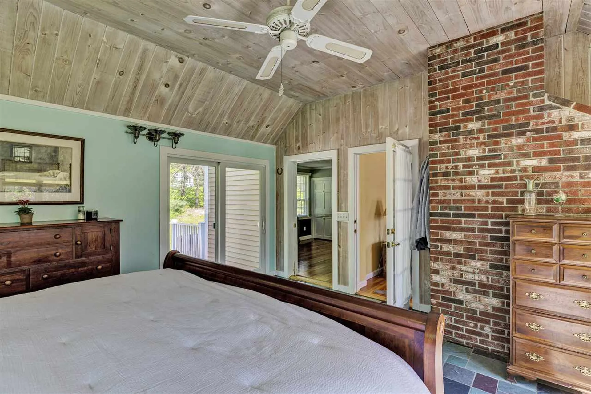 742 Seamans Road New London NH 03257