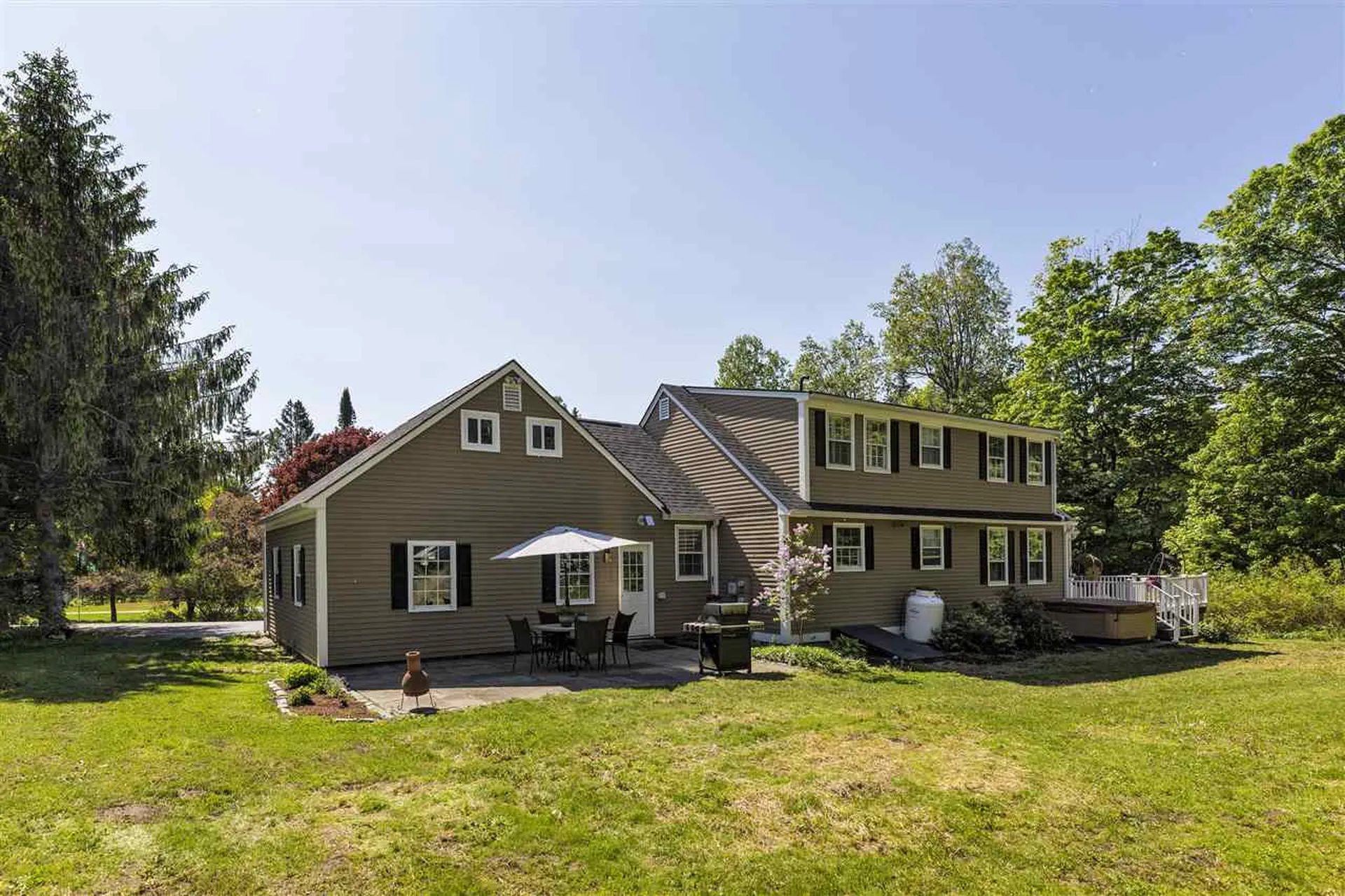 742 Seamans Road New London NH 03257