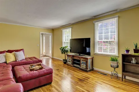 742 Seamans Road New London NH 03257