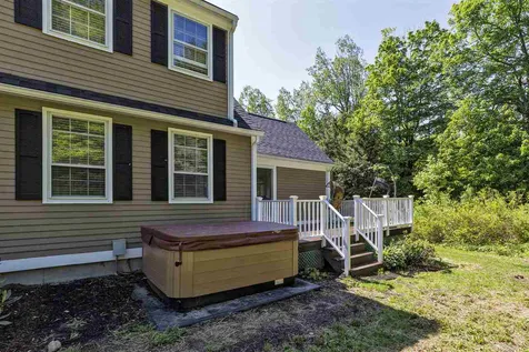 742 Seamans Road New London NH 03257