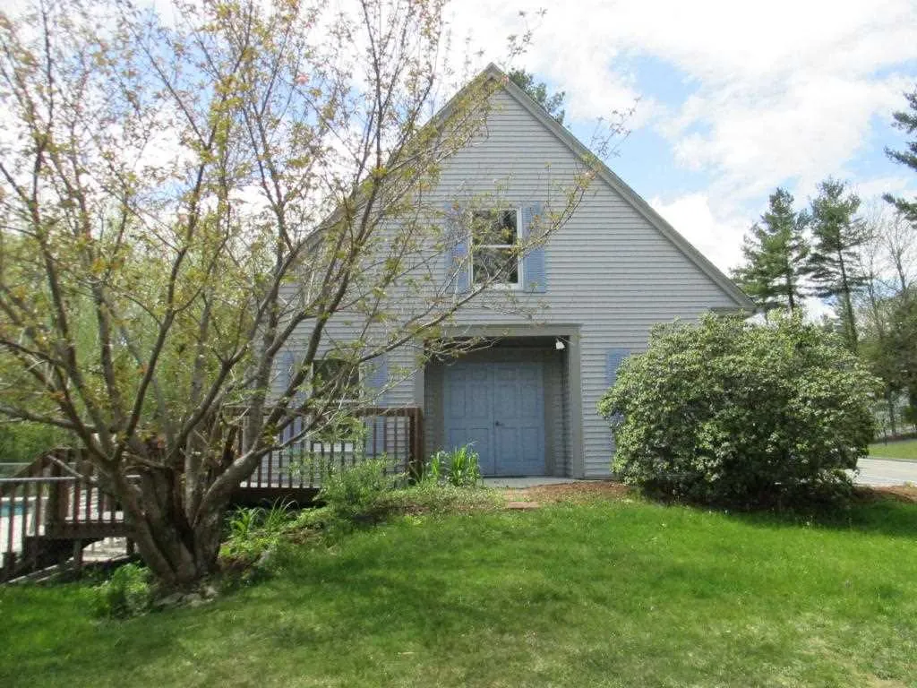 64 Meetinghouse Road Keene NH 03431