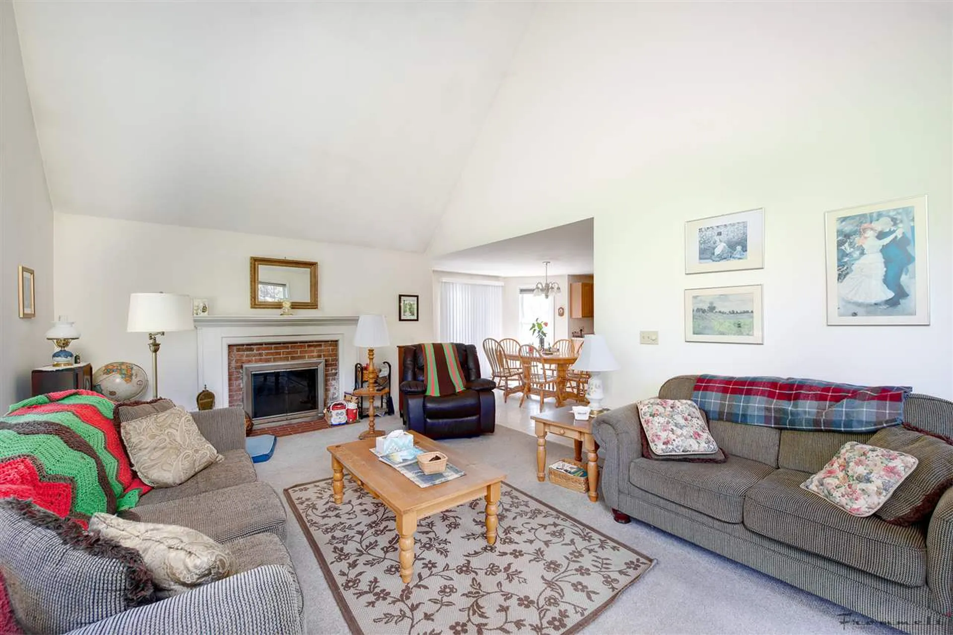 1 Strawberry Lane Stratham NH 03885