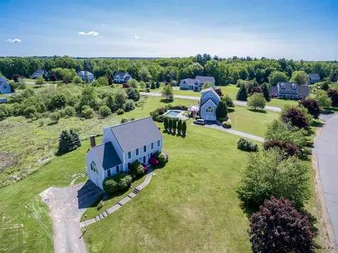 1 Strawberry Lane Stratham NH 03885