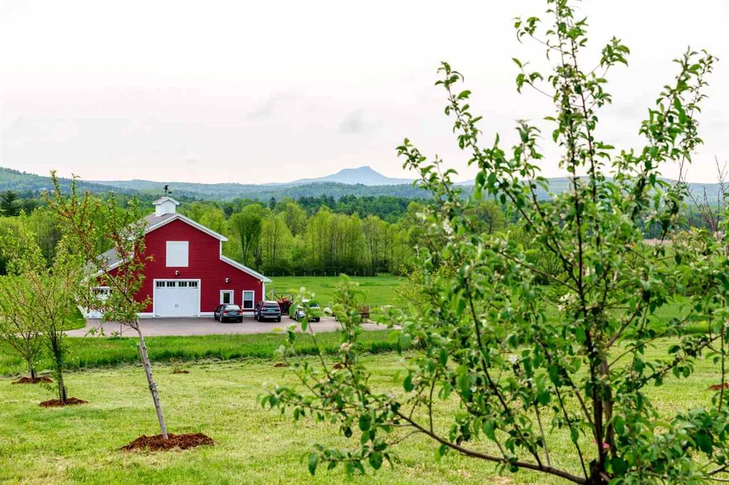 1283 Cheesefactory Road Shelburne VT 05482