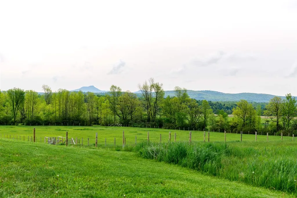 1283 Cheesefactory Road Shelburne VT 05482