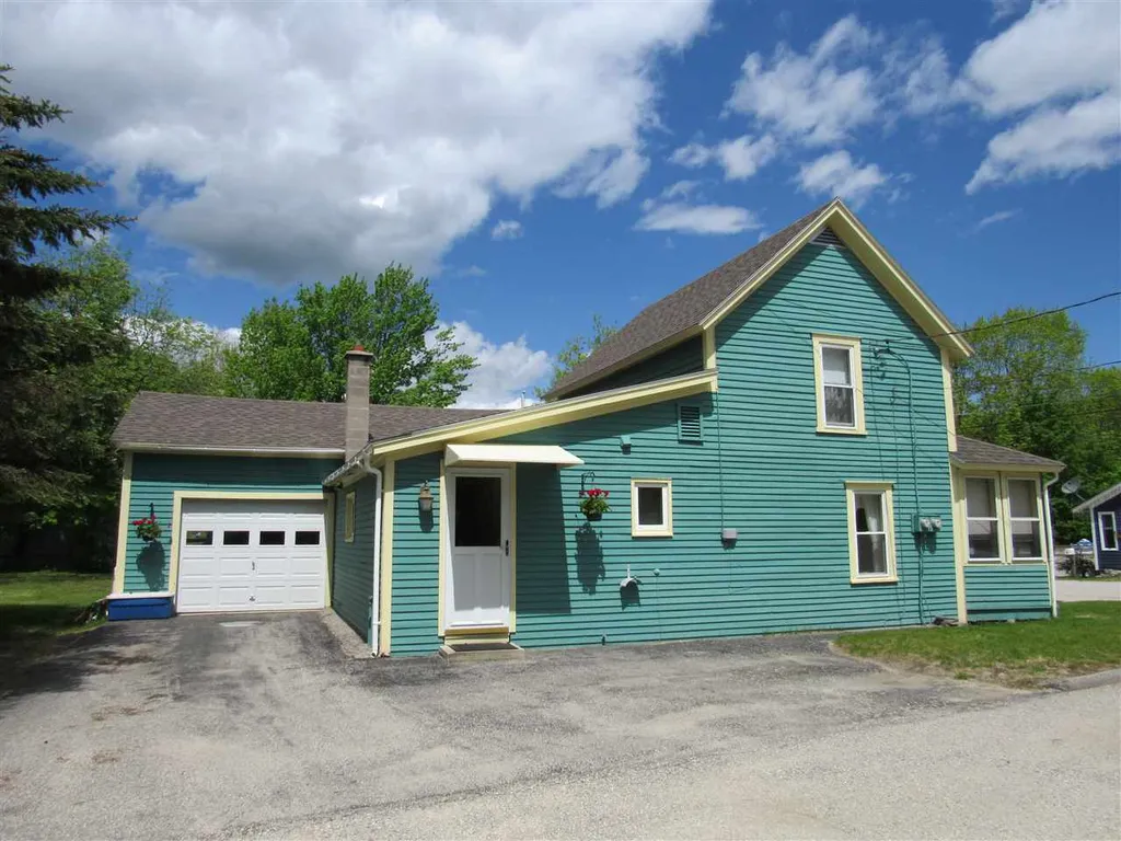 36 Washington Street Gorham NH 03581