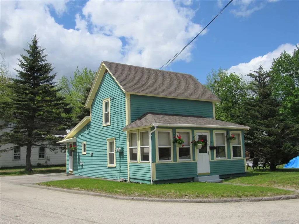 36 Washington Street Gorham NH 03581