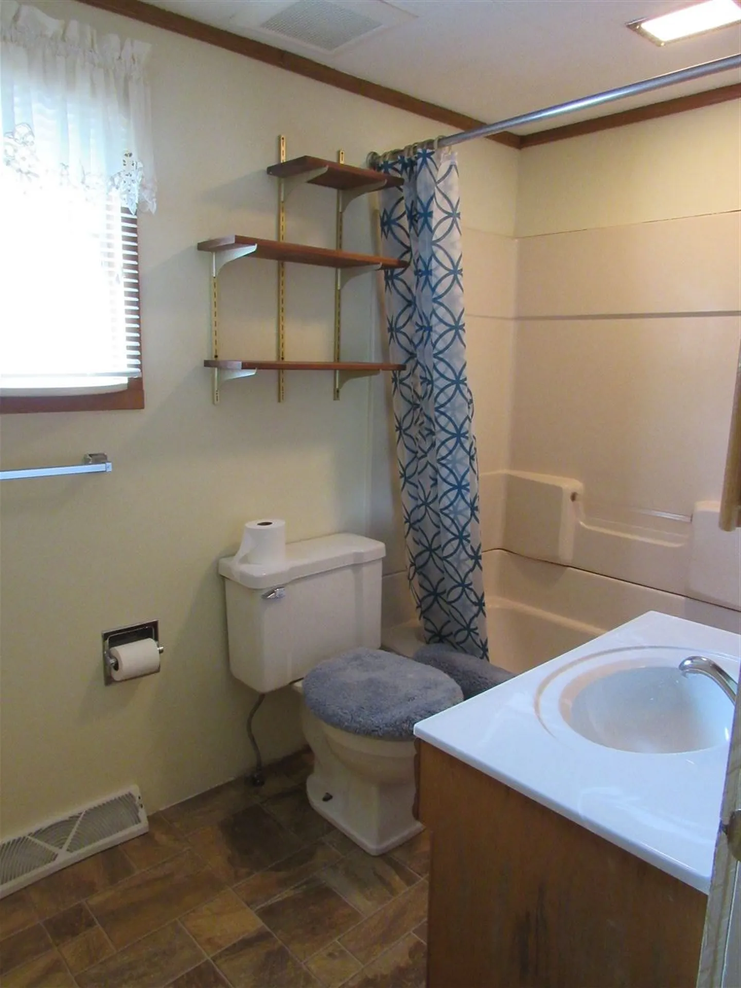 36 Washington Street Gorham NH 03581