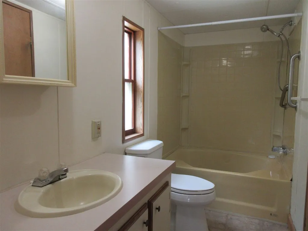 529 Nashua Street Milford NH 03055