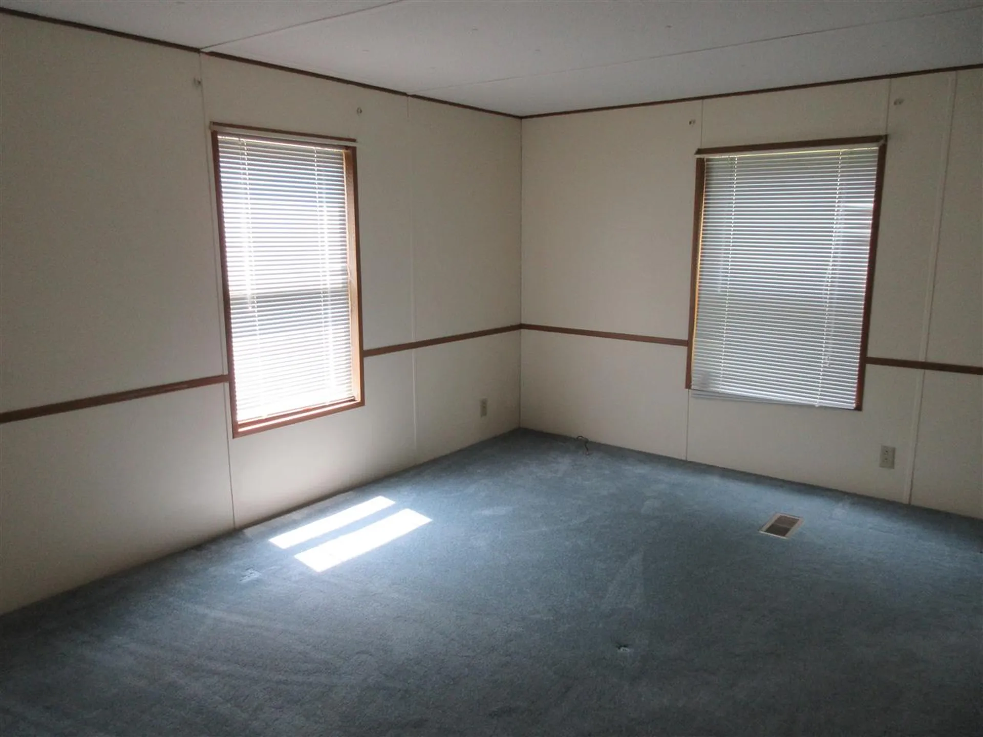 529 Nashua Street Milford NH 03055