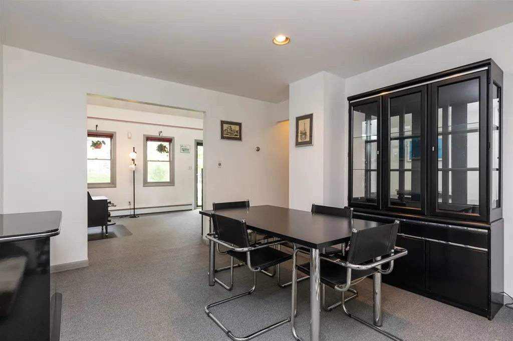 55 Mangrove Street Portsmouth NH 03801