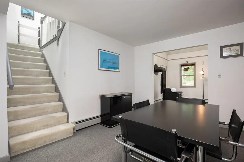 55 Mangrove Street Portsmouth NH 03801