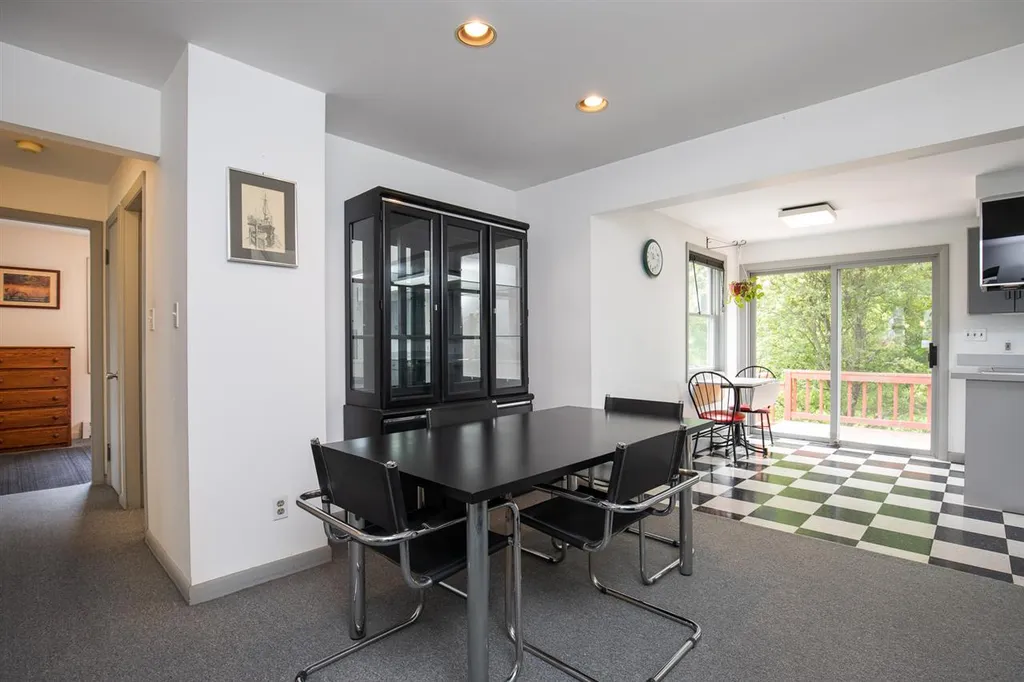 55 Mangrove Street Portsmouth NH 03801