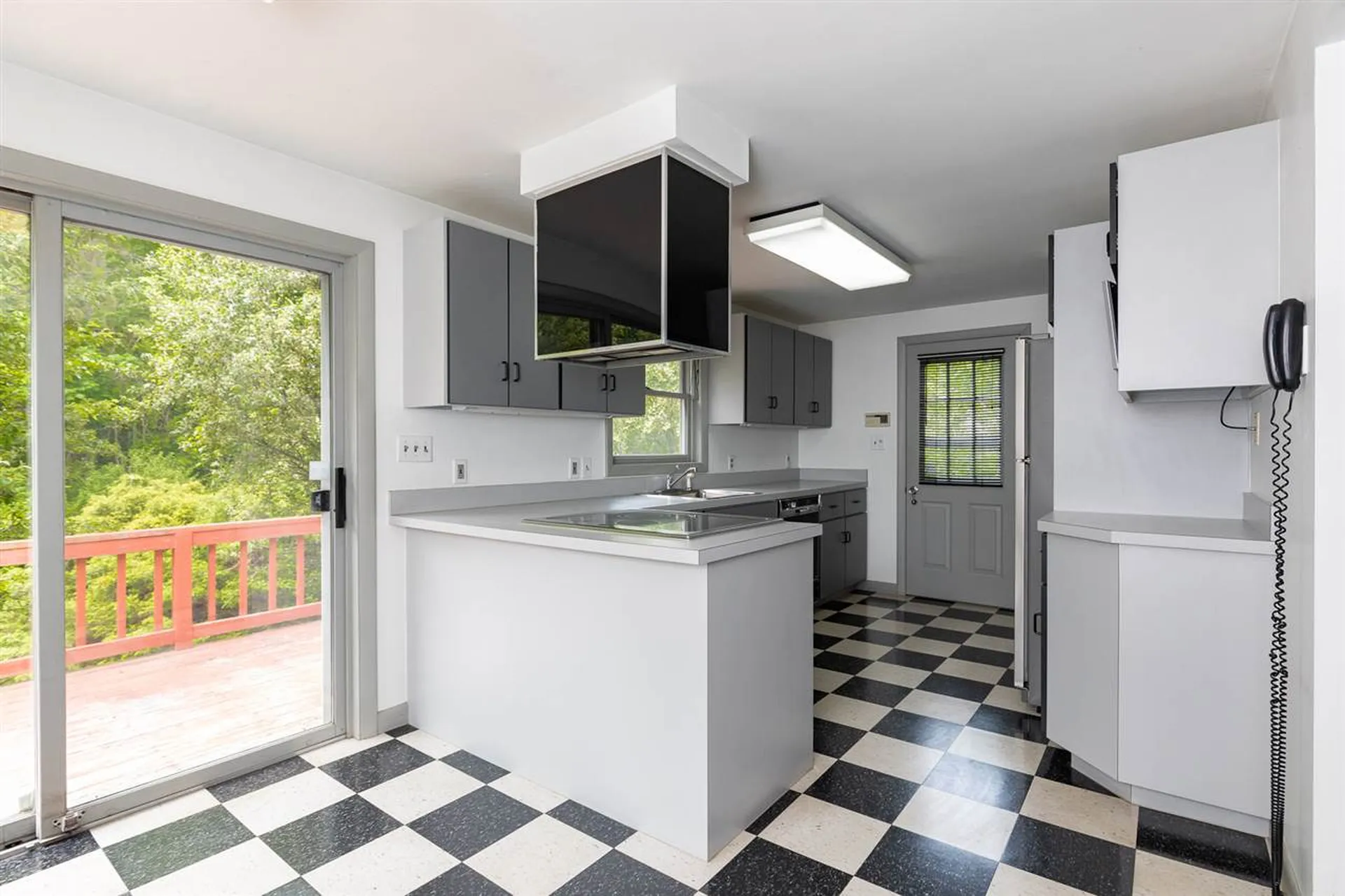 55 Mangrove Street Portsmouth NH 03801