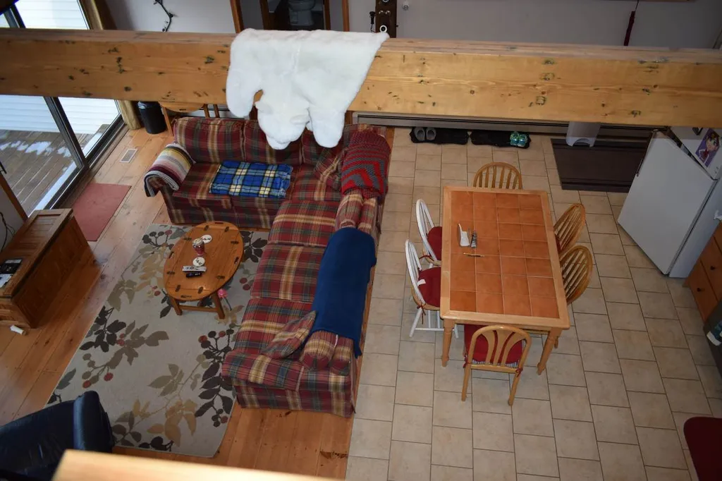 37 Rockwood Avenue Jefferson NH 03583