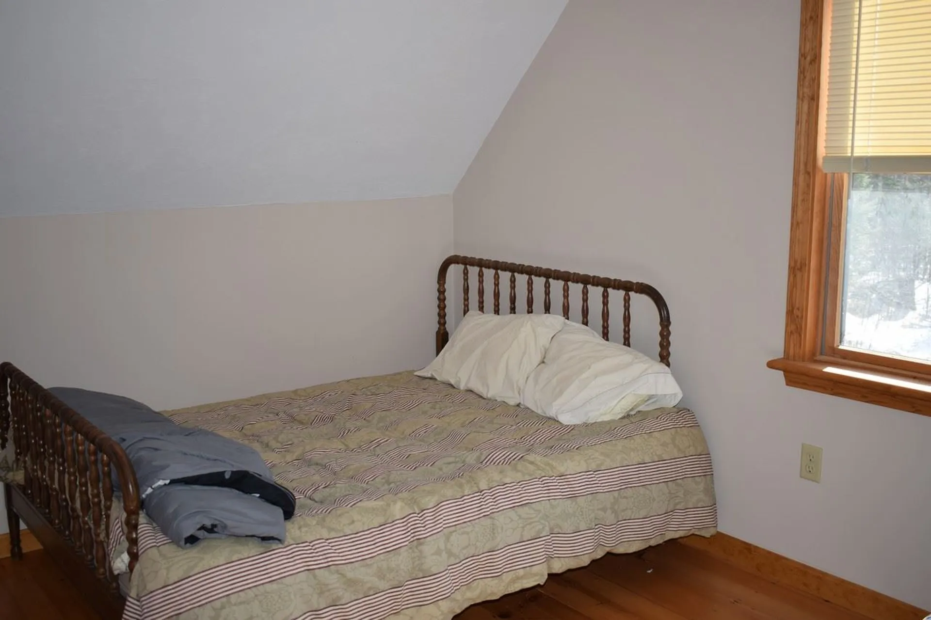 37 Rockwood Avenue Jefferson NH 03583