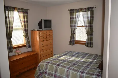 37 Rockwood Avenue Jefferson NH 03583