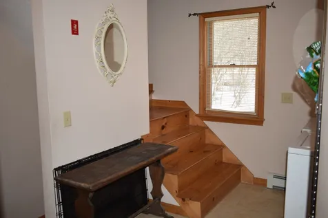 37 Rockwood Avenue Jefferson NH 03583