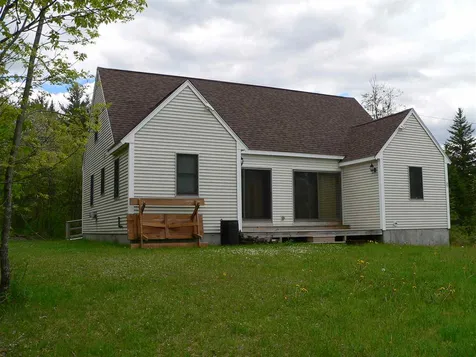 37 Rockwood Avenue Jefferson NH 03583