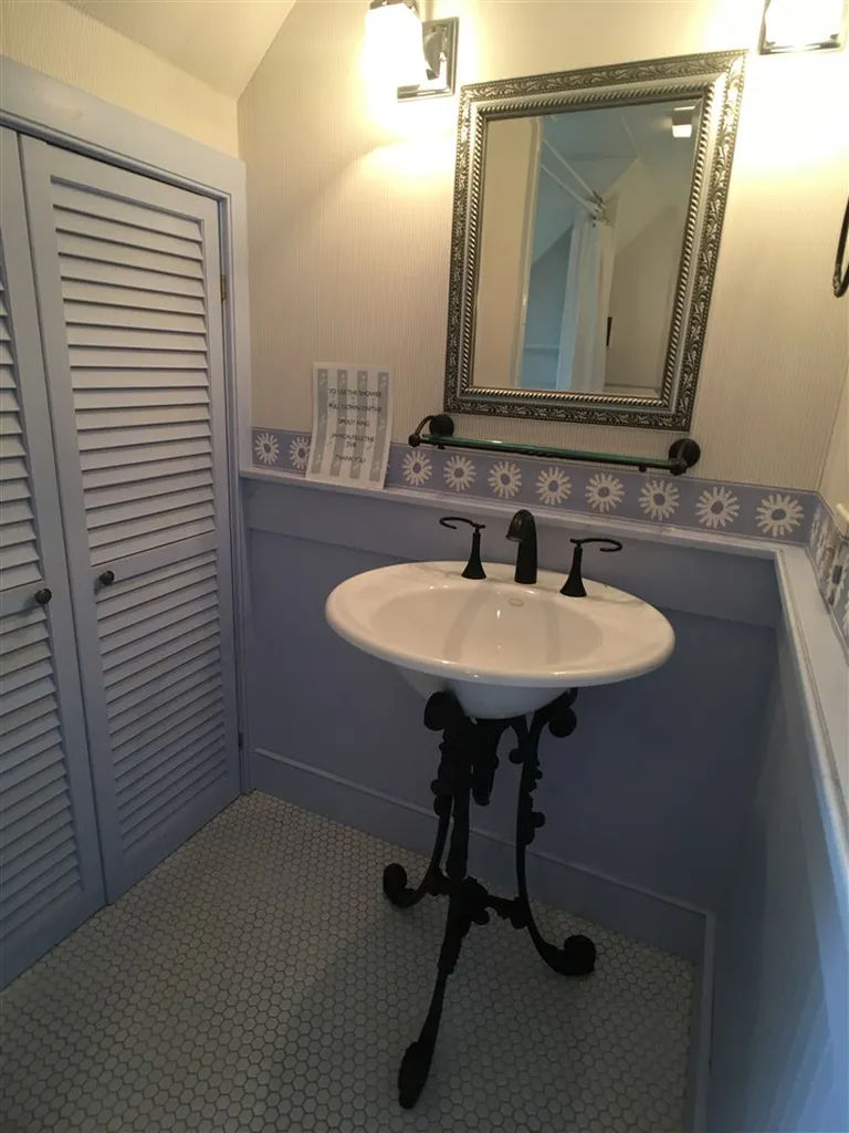 142 Barnumville Road Manchester VT 05255