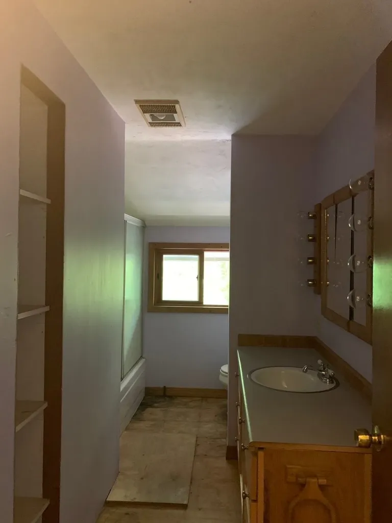 90 Drake Road Effingham NH 03882