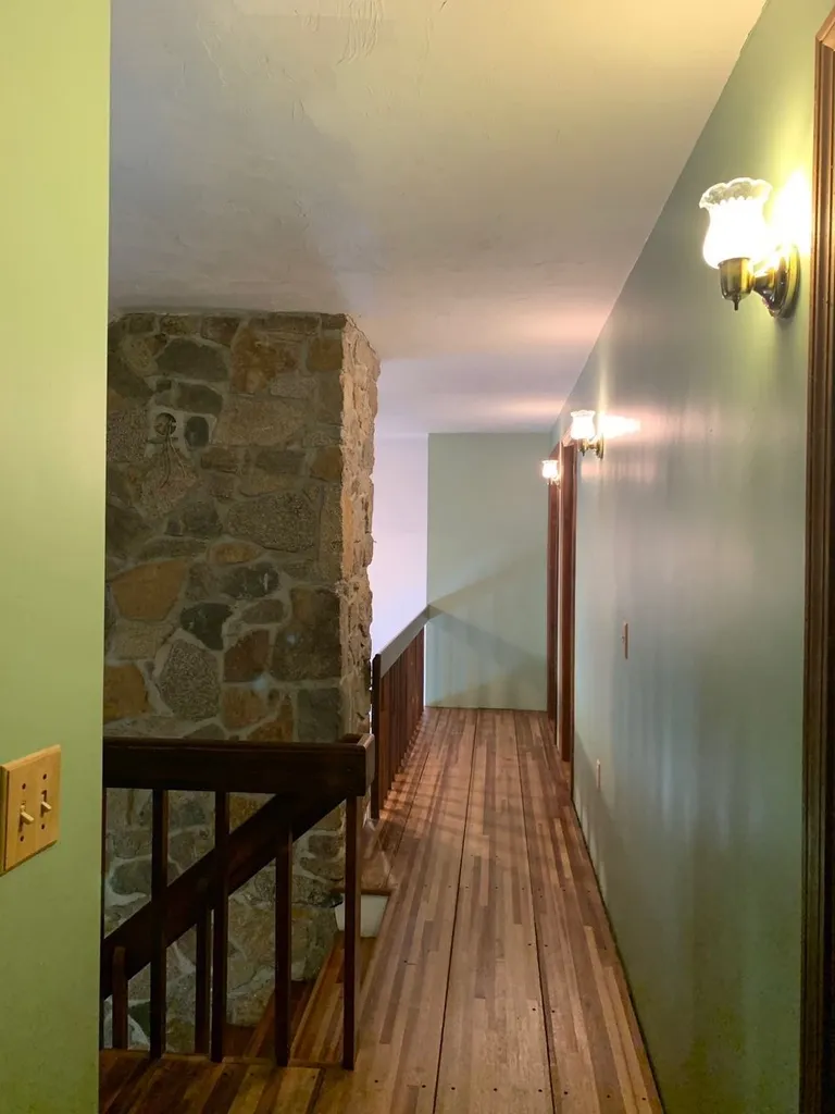 90 Drake Road Effingham NH 03882