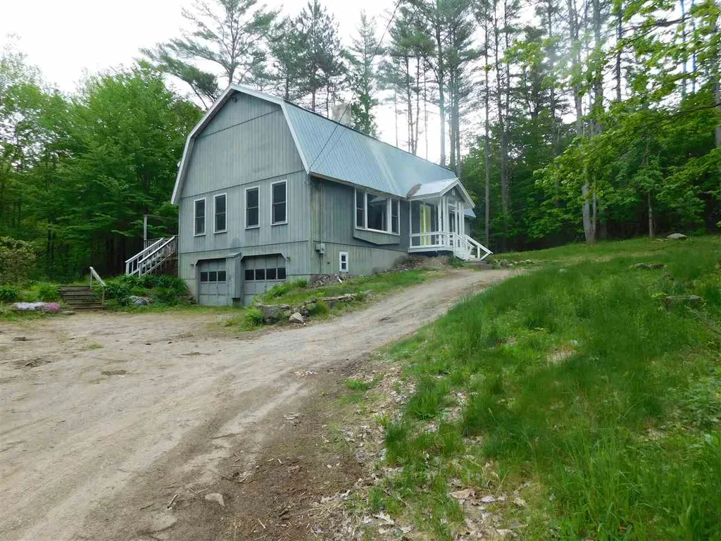 90 Drake Road Effingham NH 03882