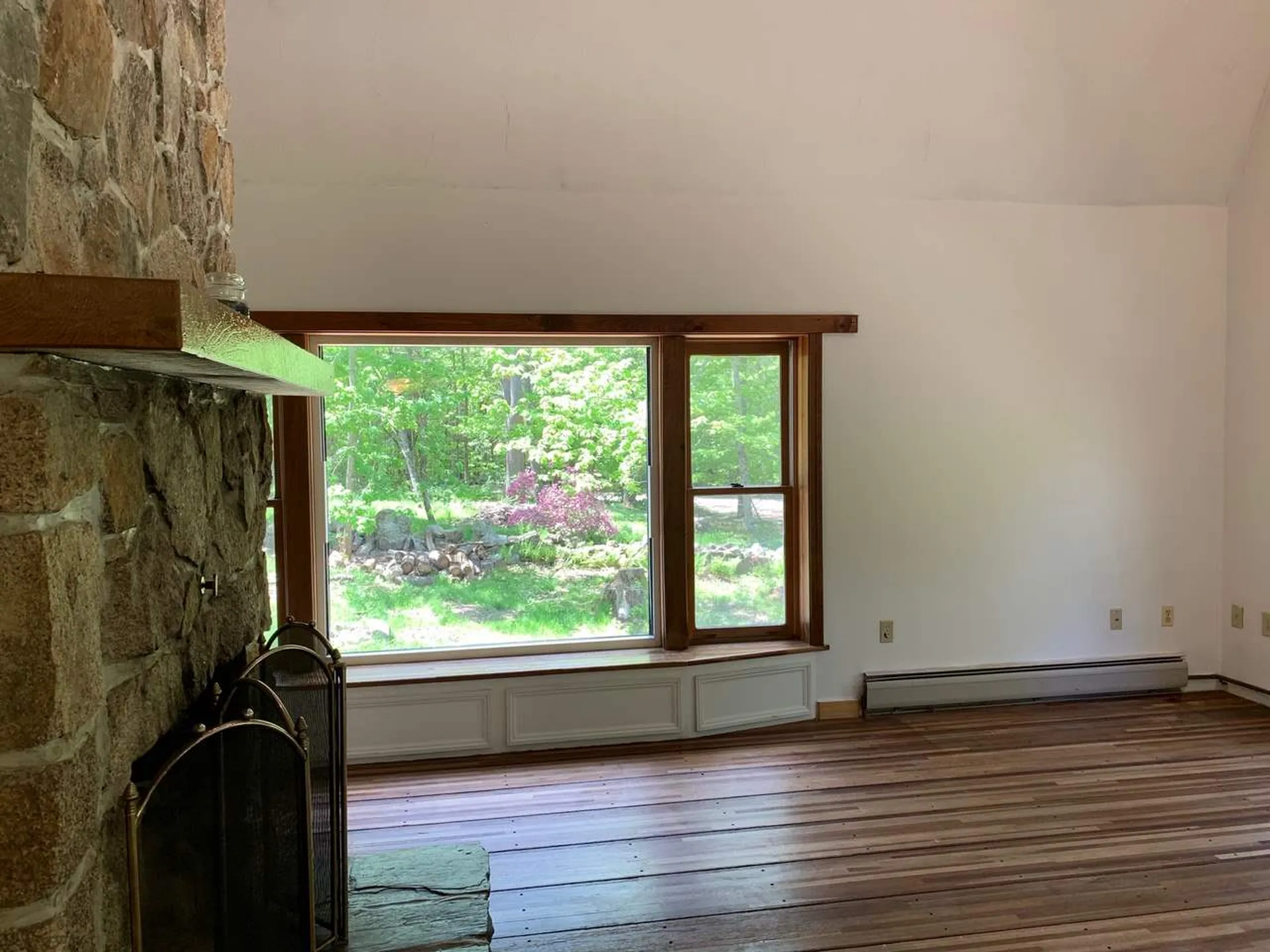 90 Drake Road Effingham NH 03882