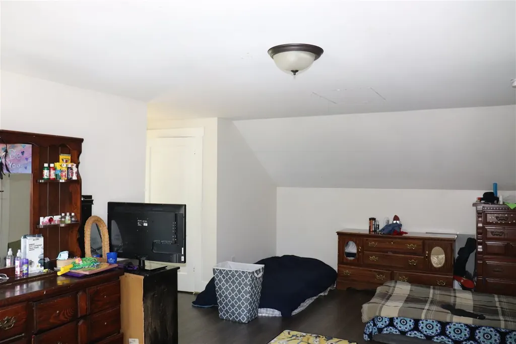 384 Portland Street Rochester NH 03867