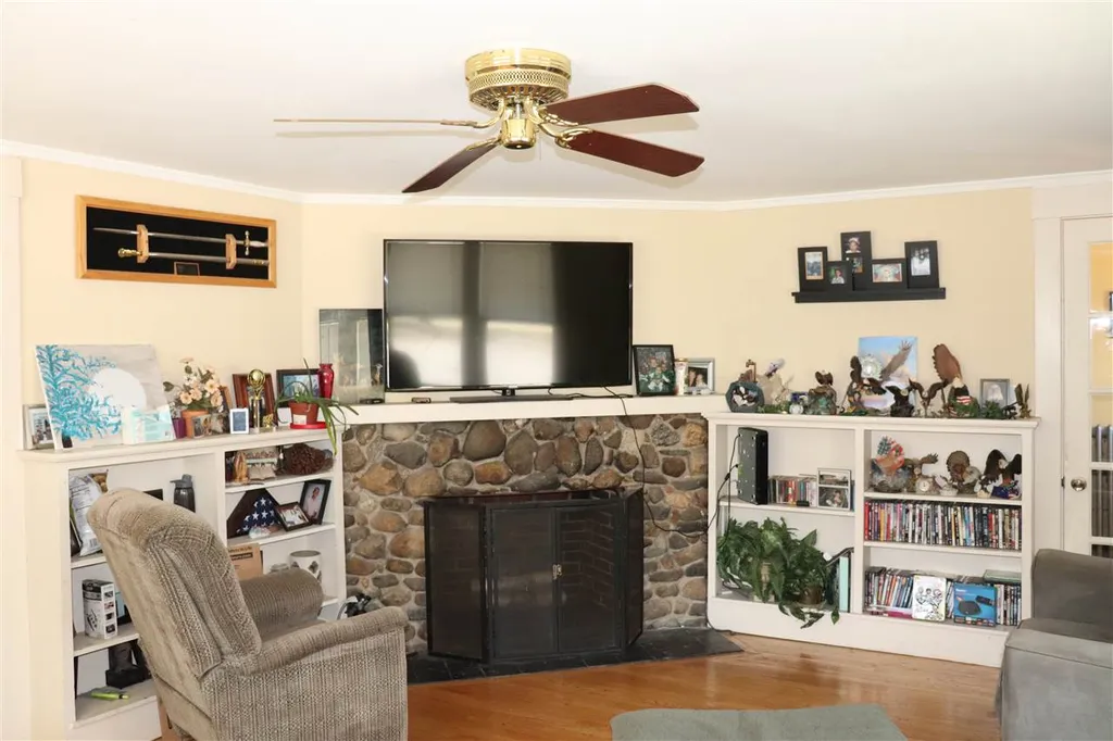 384 Portland Street Rochester NH 03867