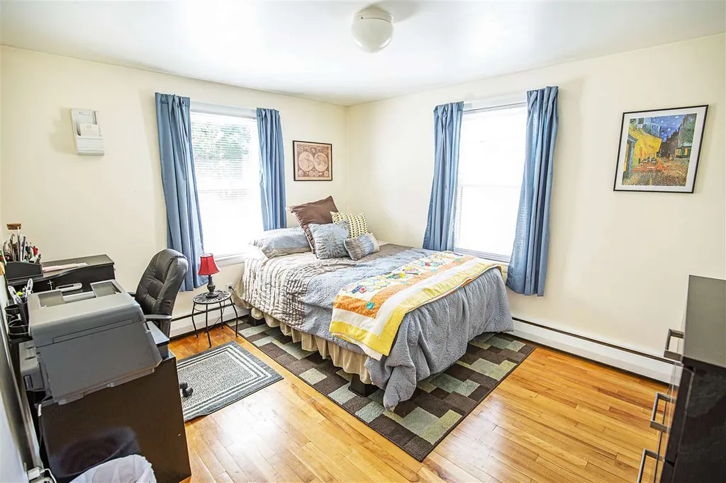 7 Pleasant Street Merrimack NH 03054