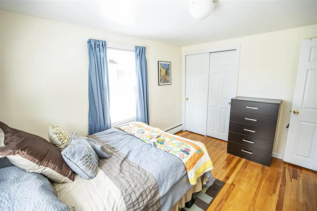 7 Pleasant Street Merrimack NH 03054