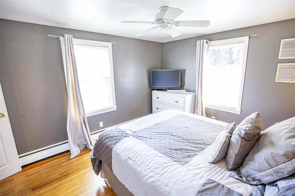 7 Pleasant Street Merrimack NH 03054