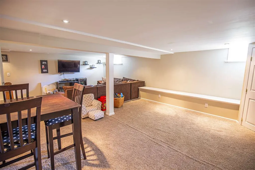 7 Pleasant Street Merrimack NH 03054
