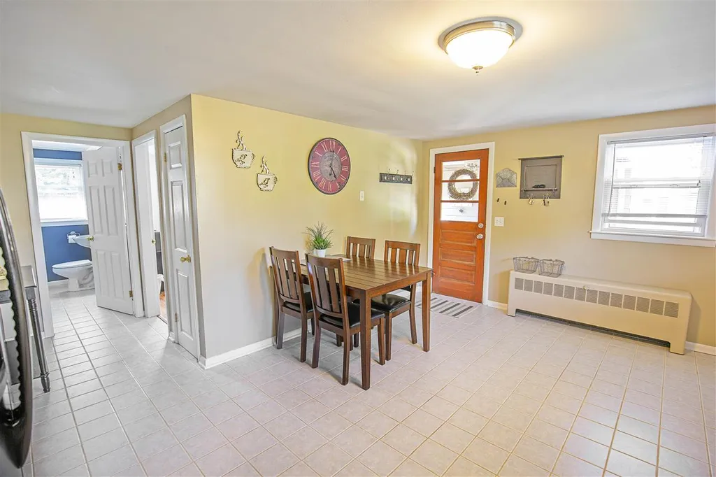 7 Pleasant Street Merrimack NH 03054
