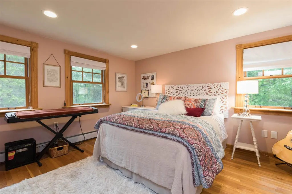 21 Meadowbrook Drive Barrington NH 03825