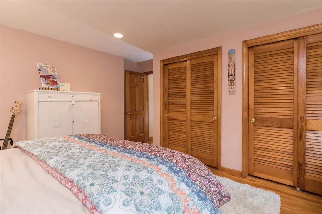 21 Meadowbrook Drive Barrington NH 03825