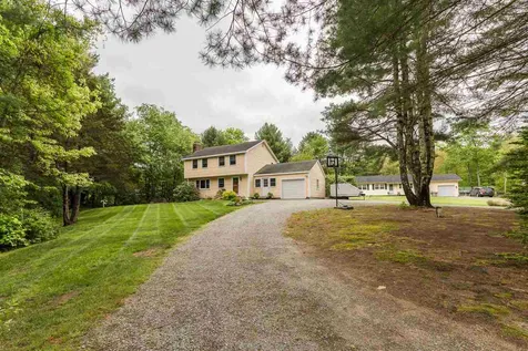 21 Meadowbrook Drive Barrington NH 03825
