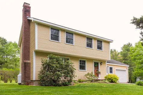 21 Meadowbrook Drive Barrington NH 03825