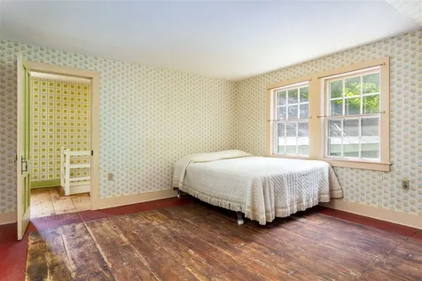 69 Packard Road Jericho VT 05465
