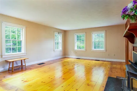 69 Packard Road Jericho VT 05465
