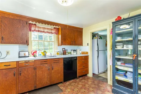 69 Packard Road Jericho VT 05465