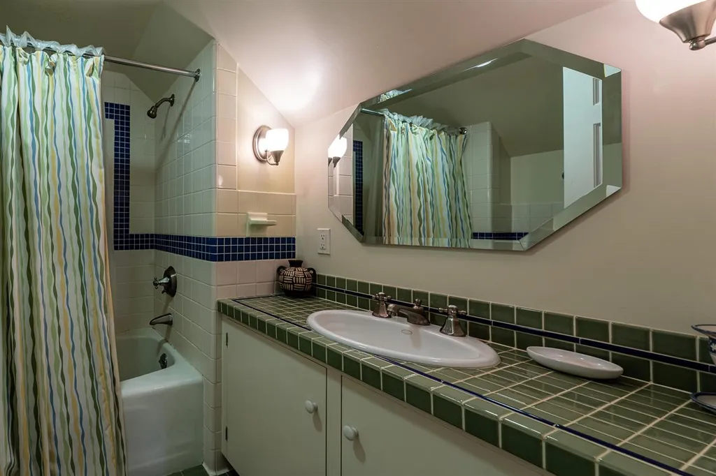 50 Preston Road Lyme NH 03768