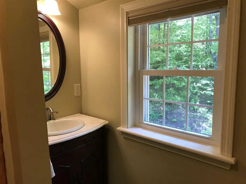 29 Irish Setter Lane Gilford NH 03249